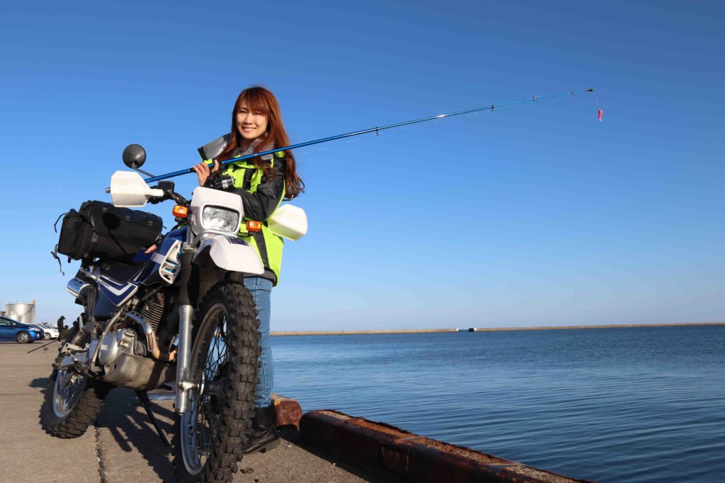 超人気女性ライダー 全国版おすすめの感動ロード ベスト5 あお あおたび さん登場 釣りとバイクが趣味なんだ